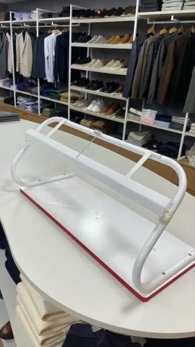 Máquina para cortar tecidos