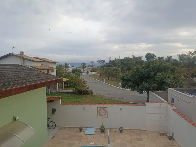 Casa à venda no Condomínio Real Ville em Pindamonhangaba/SP.
