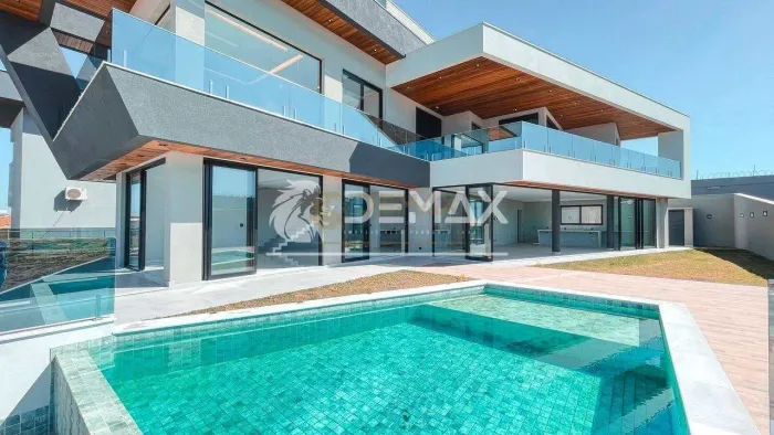Casa de Condomínio com 5 quartos, Urbanova, São José dos Campos - R$ 6.8 mi, Cod: 28