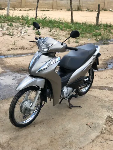 Moto Biz única dona