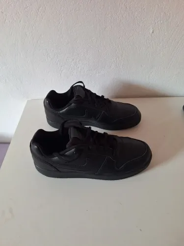 Tênis Nike Ebernon Low Preto - Usado 