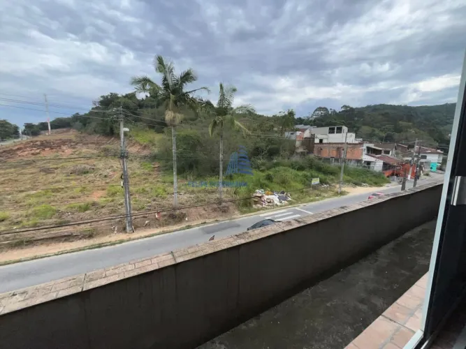 Apartamento de 1 dormitório, de frente para a Rua, com 1 vaga rotativa, ESCRITURA PÚBLICA.