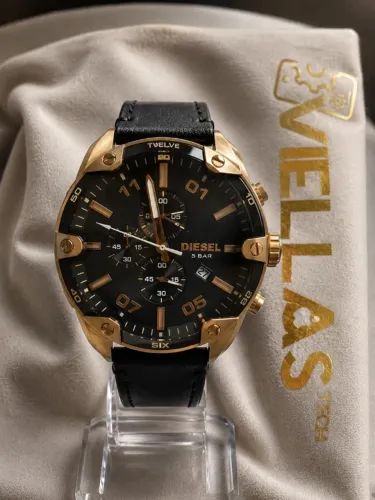 Relógio Diesel Masculino Spiked em Aço Dourado - Original