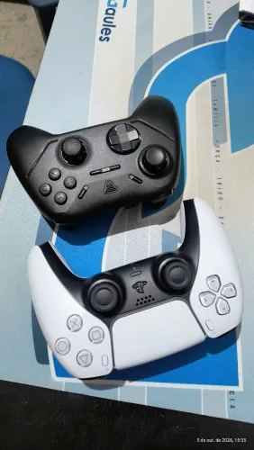 Controle Ps5 original + controle shooter lll da Fantech