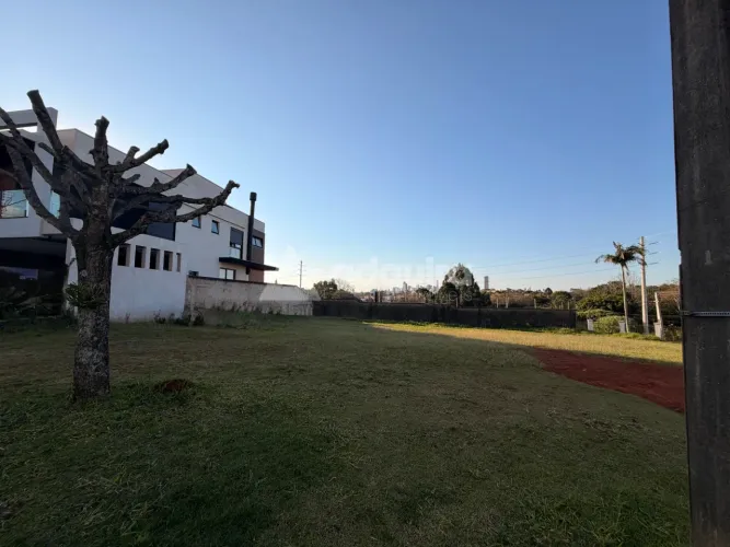 Terreno à venda no Condomínio Colina dos Frades, exclusividade e segurança