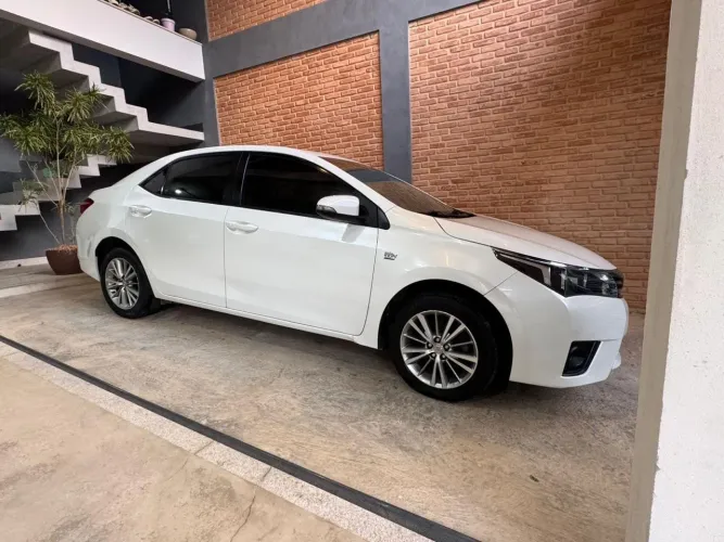 Toyota Corolla XEI 2.0 Flex 16V Aut. 2015