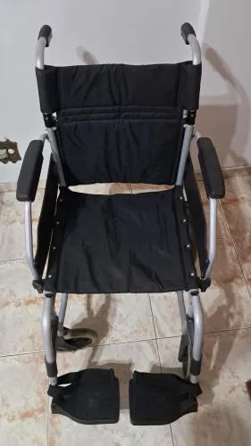 VENDO CADEIRA RODAS PRAXIS MONIQUE!