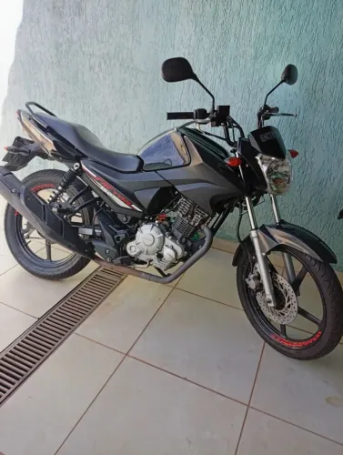 Troca uno,gol Corsa fiesta