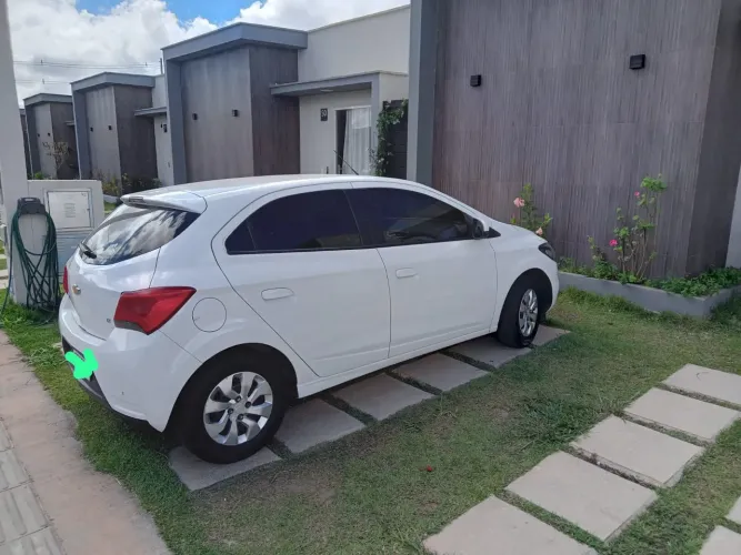 Chevrolet Onix Hatch LT 1.0 8V Flex Mec. 4P 2018