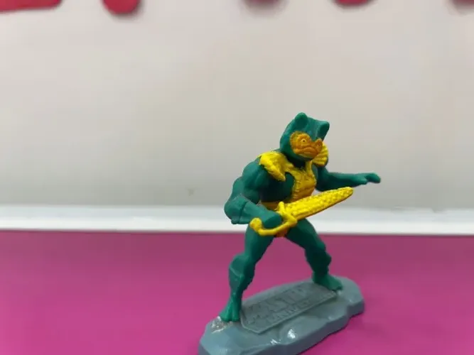 BONECO AQUÁTICO HE-MAN 
