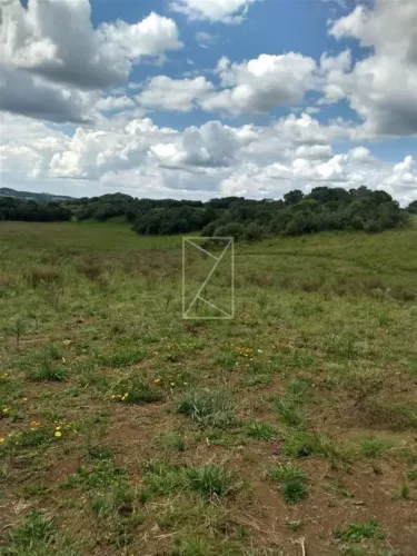 DESTAK IMÓVEIS VENDE: Fazenda em distrito de Juá com 974,73m² Terren