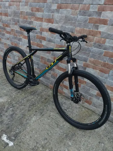 GT Aro 27.5 SHIMANO DEORE *FREIO HIDRÁULICO* (ACEITO CARTÃO)