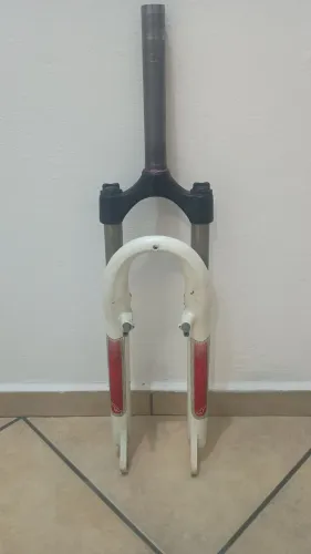 Suspensão de bike aro 27,5"