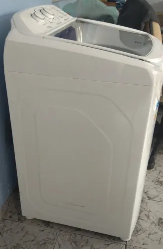 Máquina de lavar roupas eletrolux