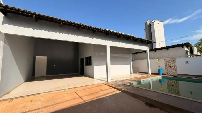 CASA 4/4 - SENDO 2 SUITES - 6.000 MIL - 306 SUL