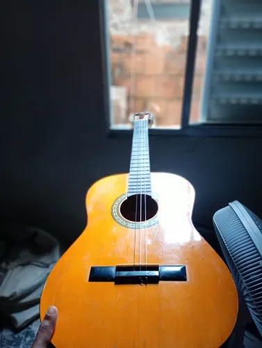 Violão suzuki