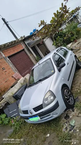 Renault Clio Expression 1.0/1.0 Hi-power 16V 3P 2004