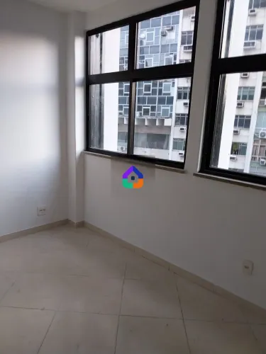Sala Comercial de 60m² no Centro do Rio de Janeiro
