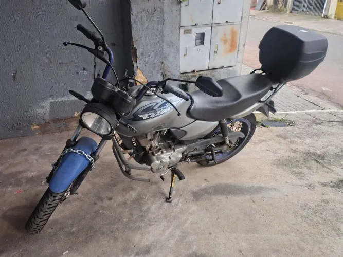 Vendo moto Titan ks
