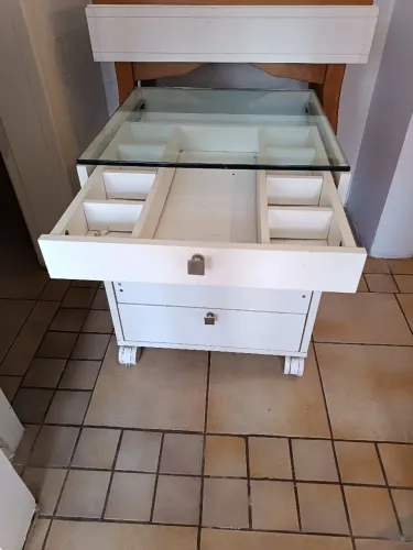 Mesa de cabeceira