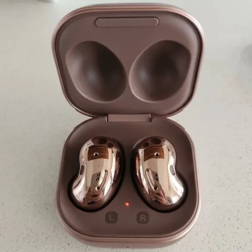 Fones AKG SAMSUNG LIVE BRONZE.