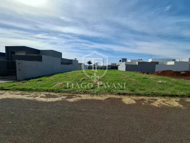 Imóvel para venda com 410 metros quadrados em Residencial Ícaro - Maringá - PR
