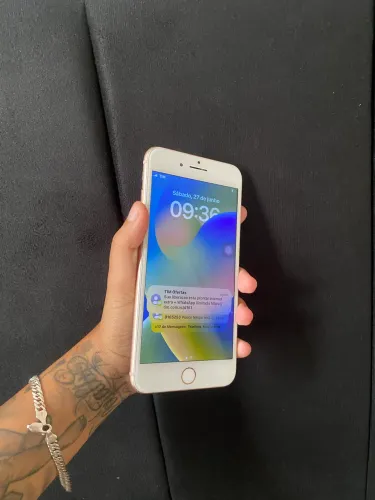 iPhone 8 Plus