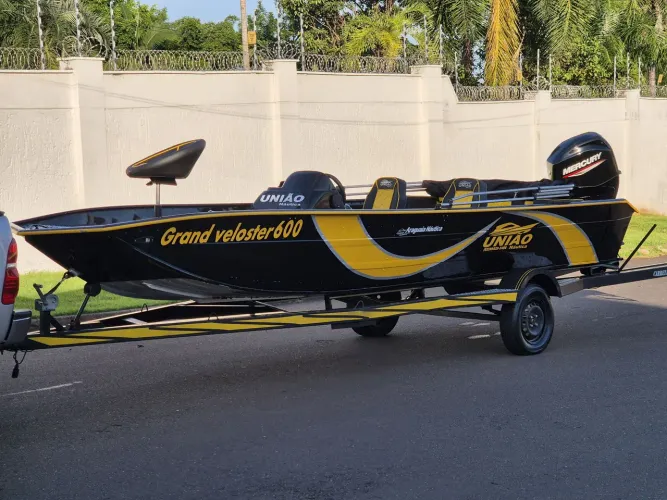 LANCHA BARCO UNIÃO 6 METROS MOTOR 60 HP 2023