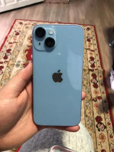 iPhone 14 azul