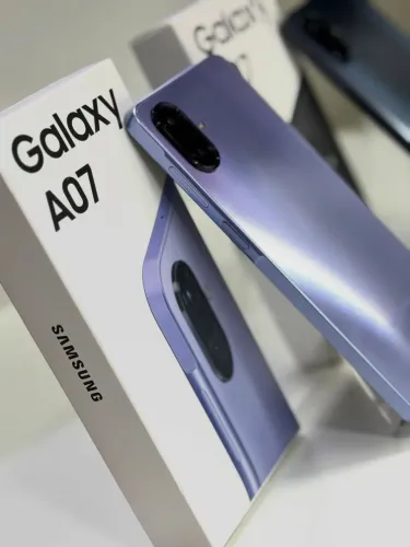 Samsung Galaxy A07 8+256 GIGAS NOVO LACRADO