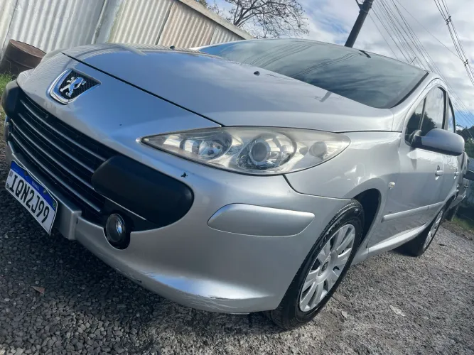 Peugeot 307 Sed. Presence 2.0 Flex 16V 5P Aut. 2010