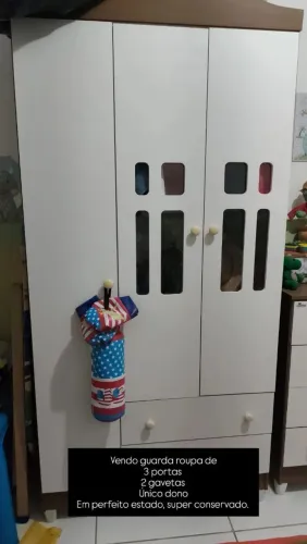 Guarda roupa infantil 