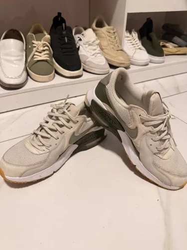 Air Max Excee MUITO NOVO