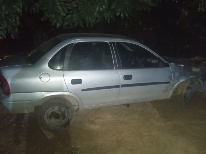 Chevrolet Corsa SED Class.spirit 1.0/1.0 Flexpower (álcool) 2006