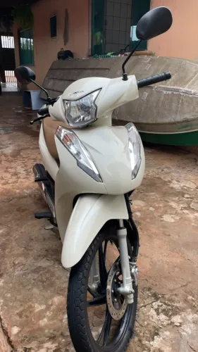 Honda Biz 125 2023