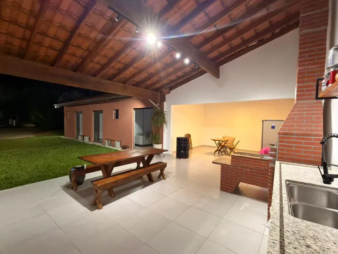 Chácara para Venda em Araçoiaba da Serra, Campo do Meio, 3 dormitórios, 1 suíte, 3 banheir
