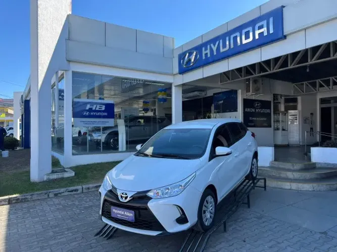 Toyota Yaris XL 1.5 Flex 16V 5P Aut. 2023