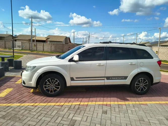 Fiat Freemont 2.4 16V 5P Aut. 2015