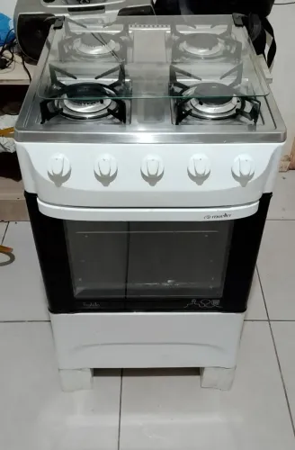 Fogão 4 bocas Mueller..