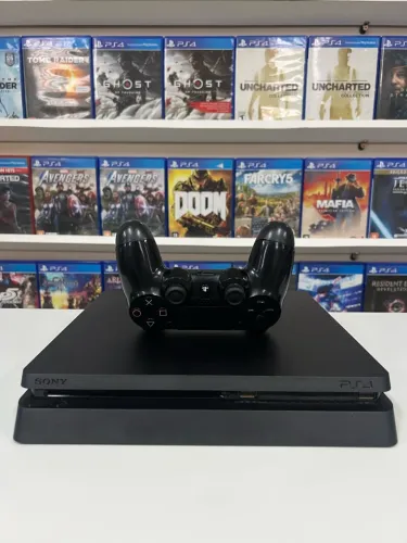 PS4 slim semi novo (LEITOR NAO FUNCIONA) APENAS JOGOS DIGITAIS -
