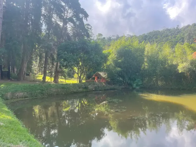 Imóvel para venda com 250 metros quadrados com 3 quartos em Araras - Petrópolis - RJ