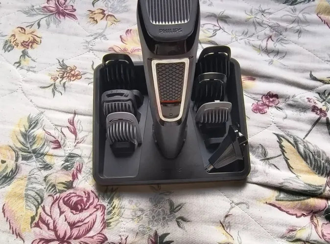 Aparador de Pelos Multigroom Philips Mg3711/15