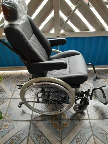 Banco giratório automotivo