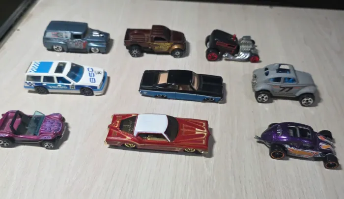 Miniaturas hotwheels 1:64