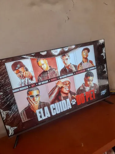 Vendo , não tem 2 meses de uso , funcionando perfeitamente sem de feito.