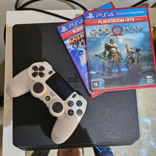 Play station 4 ( 1TB)