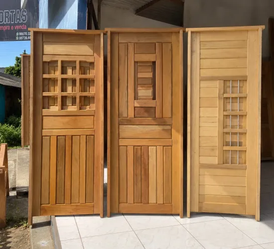 Porta com aro