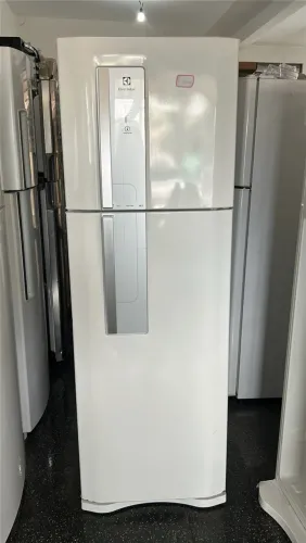 Geladeira Electrolux DF42 Frost Free
