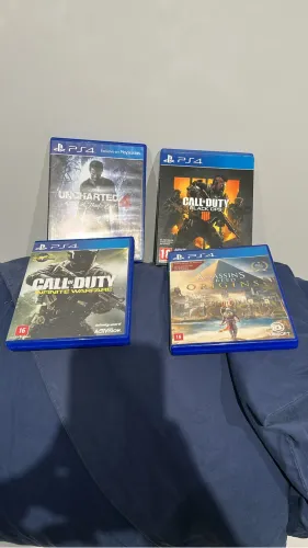 Vende-se jogos de PS4