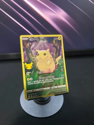 Carta Pokemon:Pikachu 2021 (EDIÇÃO LIMTADA 25 ANOS POKEMON)